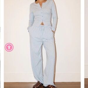 Blue floral lounge set